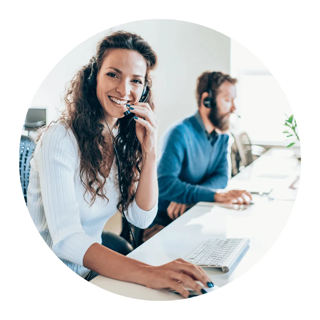 Agente generando audio o saludo corporativo
