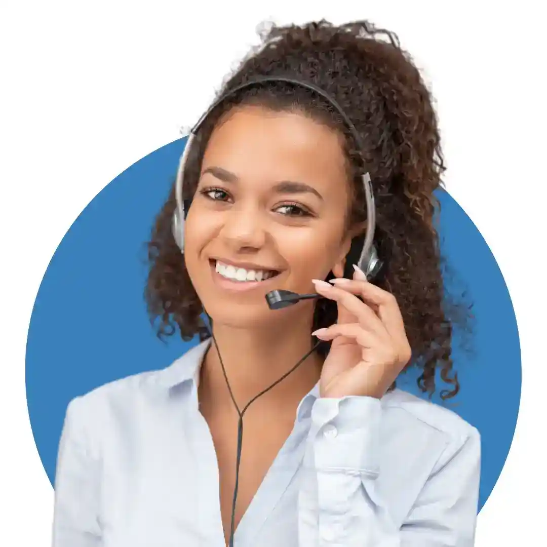 agente call center usando telefonia voip